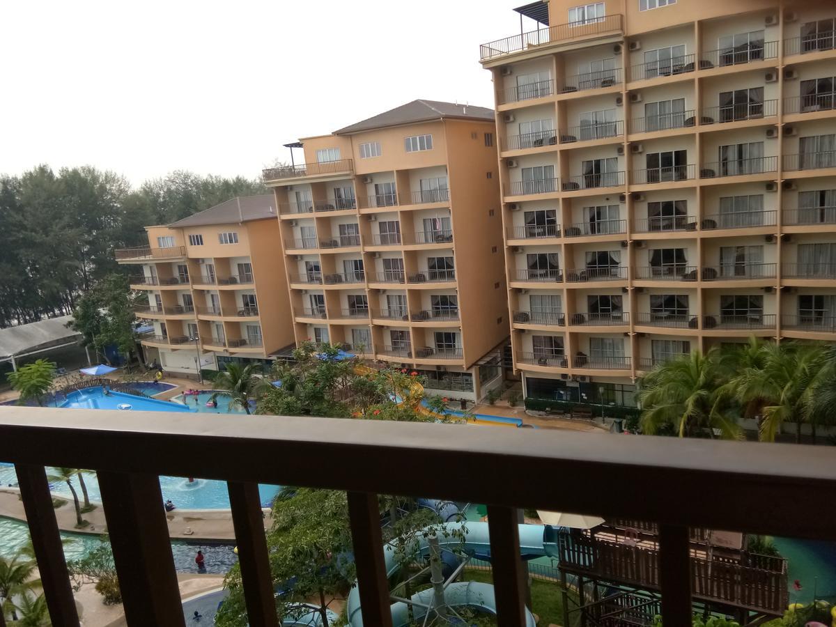 Qastury Gold Coast Morib Resort エクステリア 写真