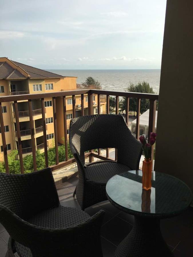Qastury Gold Coast Morib Resort エクステリア 写真